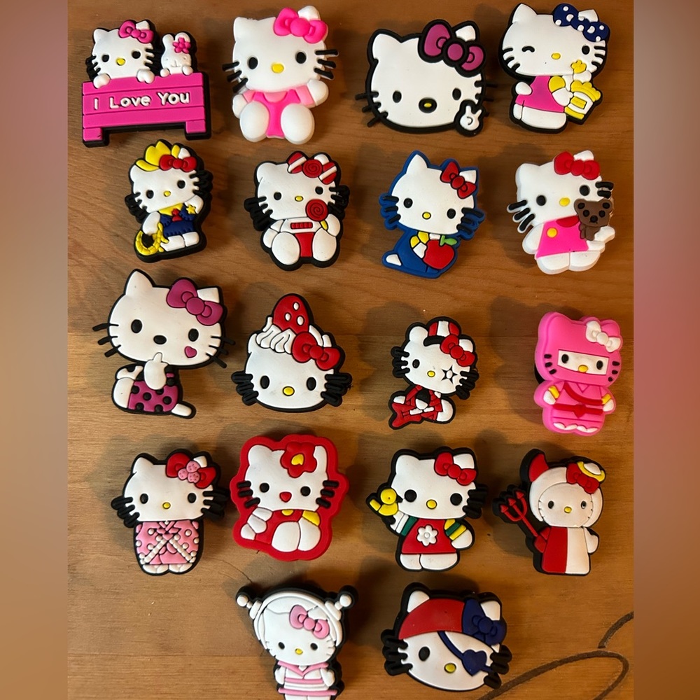 14 Hello Kitty Croc Shoe Charms